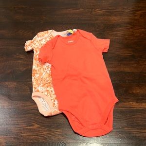 LUPILU - baby girls size 12-24 months orange/orange speckles short sleeve onesie